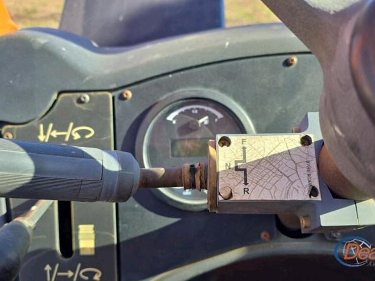 2014-jlg-g6-42a-image-24