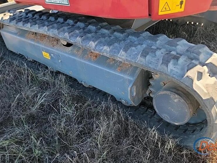 takeuchi-tb335r-image-22