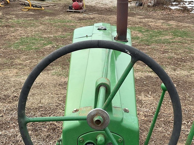 john-deere-70-image-6