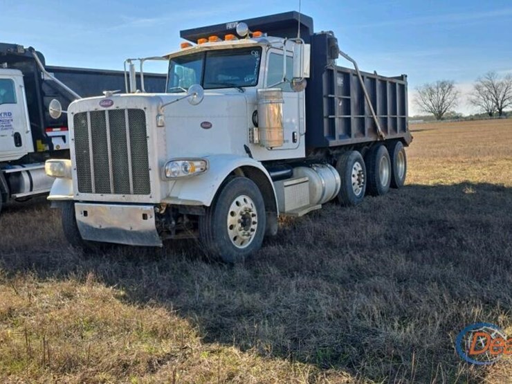 peterbilt-388-image-1