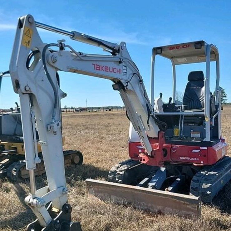 TAKEUCHI TB335R