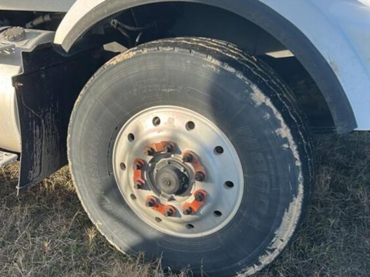 kenworth-t800-image-5