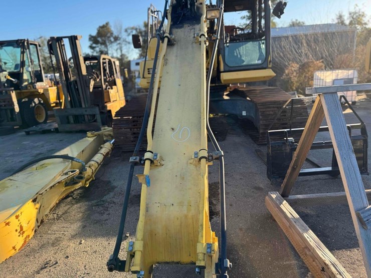 komatsu-pc240-image-7