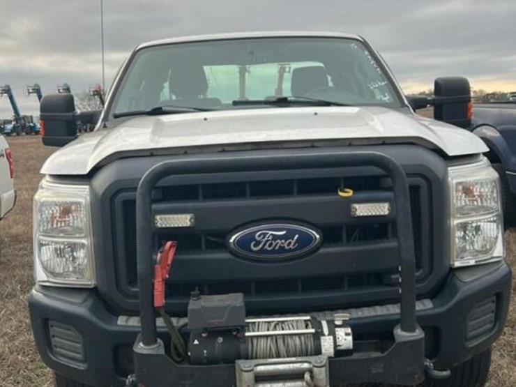 2015-ford-f250-image-2