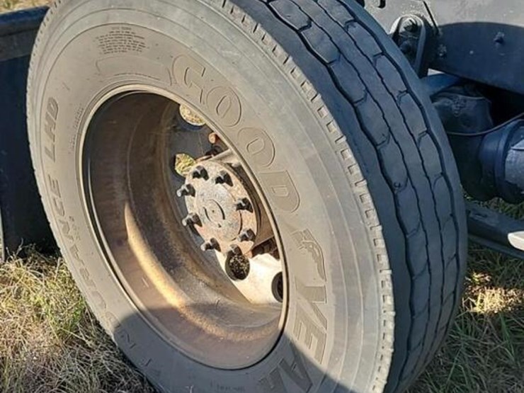 2016-international-prostar-image-8