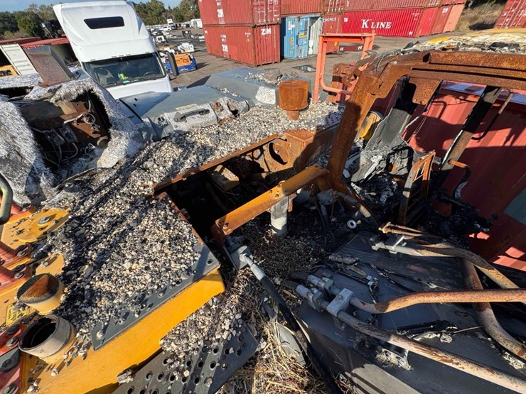 volvo-ec300el-image-8