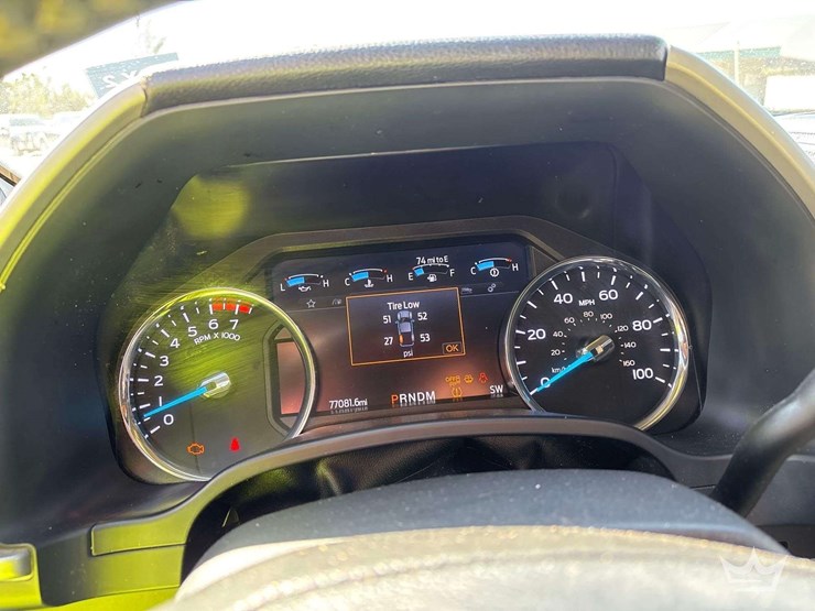 2021-ford-f250-image-15