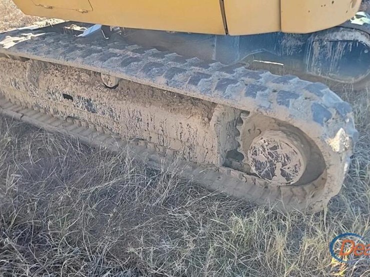 2020-caterpillar-302.7d-image-14