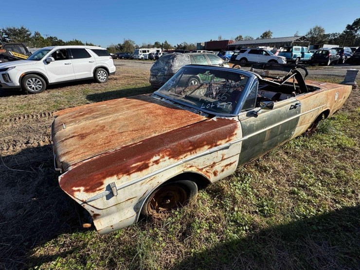 1968-ford-galaxie-500-convertible-image-2