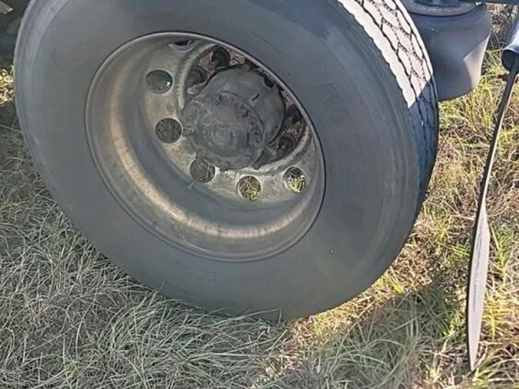 2016-international-prostar-image-12