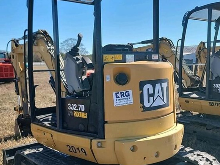 2020-caterpillar-302.7d-image-4
