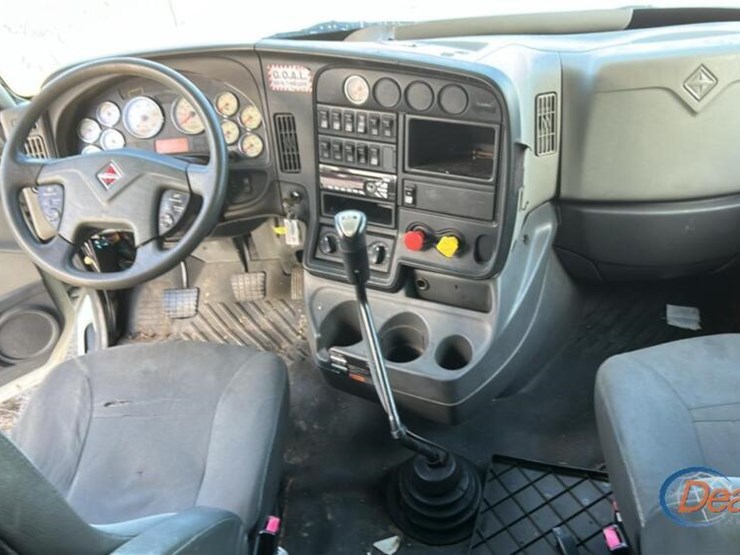 2015-international-prostar-image-37