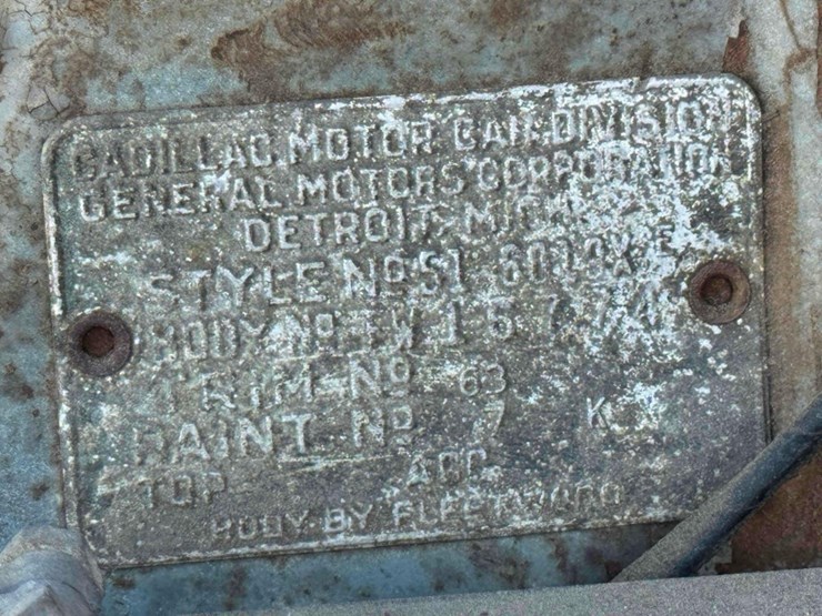 1949-cadillac-fleetwood-image-17
