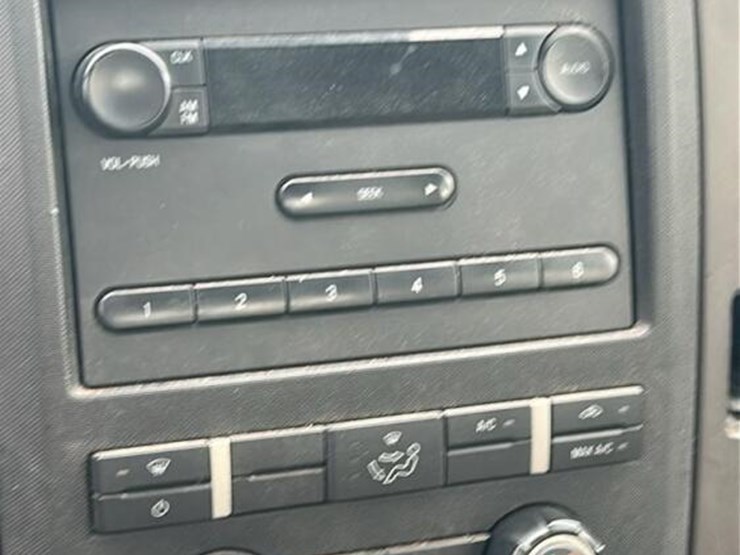 2009-ford-f150-image-16