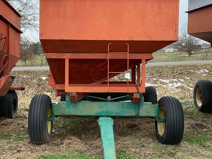 gravity-flow-wagon-image-2