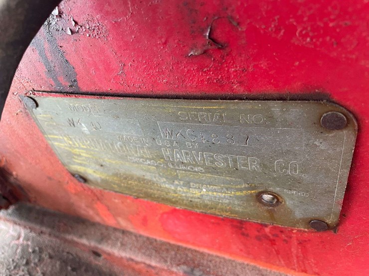 mccormick-deering-wk-40-wide-front-on-rubber-image-40