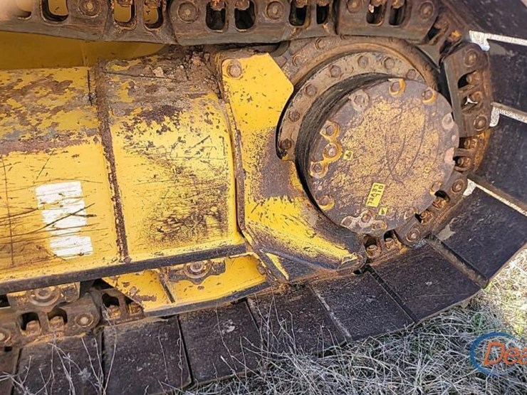 2017-komatsu-d39px-24-image-16