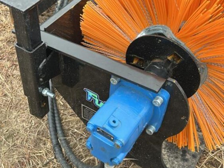 future-se61-61"-hydraulic-sweeper,-s/n-510104-image-5