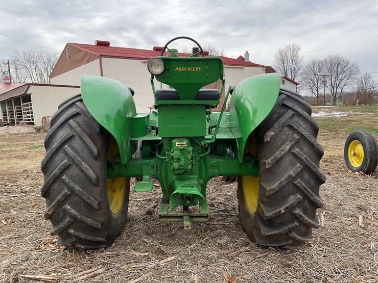 john-deere-70-image-4