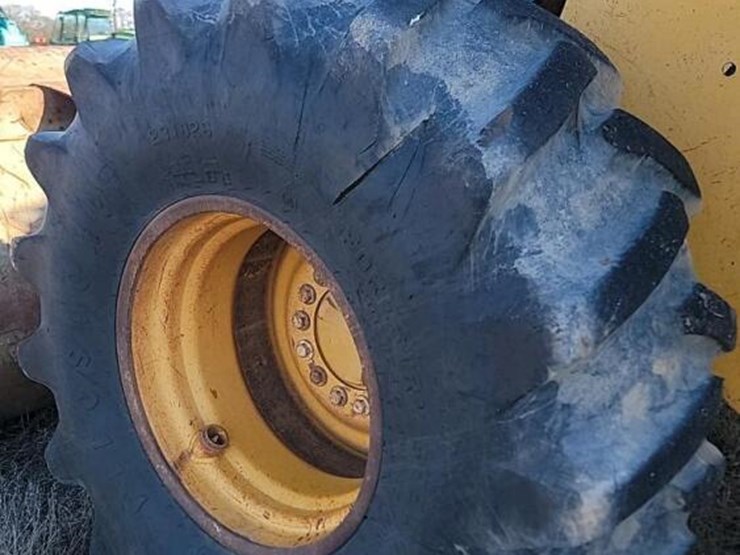 2005-deere-544j-image-17