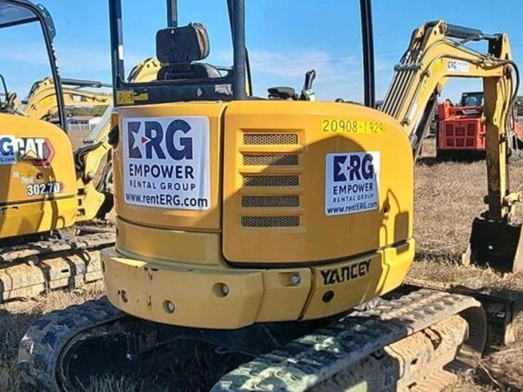 2020-caterpillar-302.7d-image-3