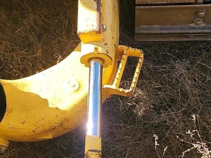 2017-komatsu-d39px-24-image-6