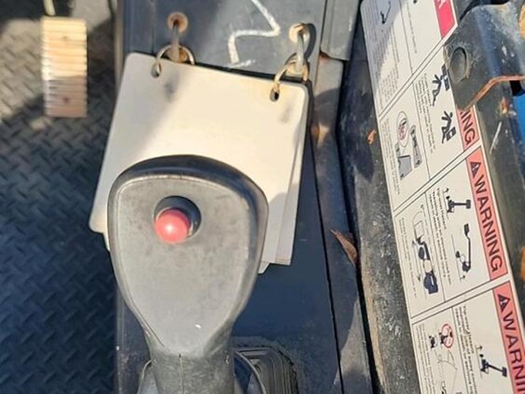 2016-genie-gth844-image-19