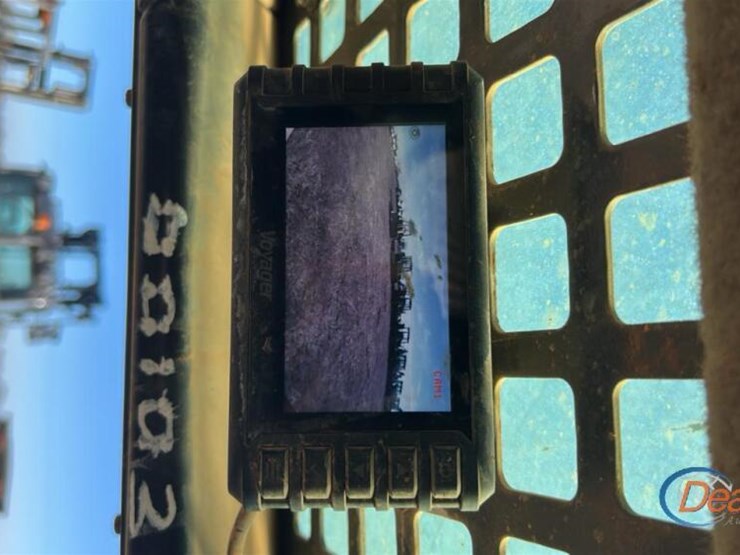 2014-bobcat-t590-image-16