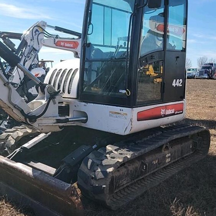 BOBCAT 442C
