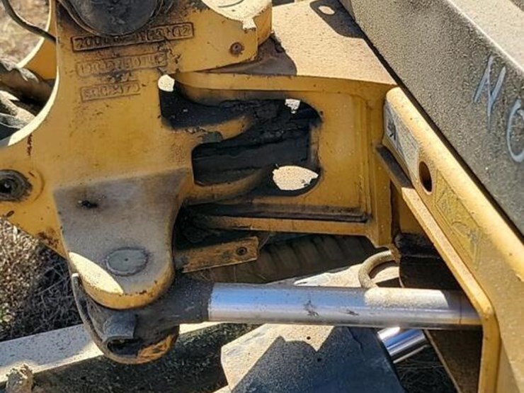 2020-caterpillar-302.7d-image-24