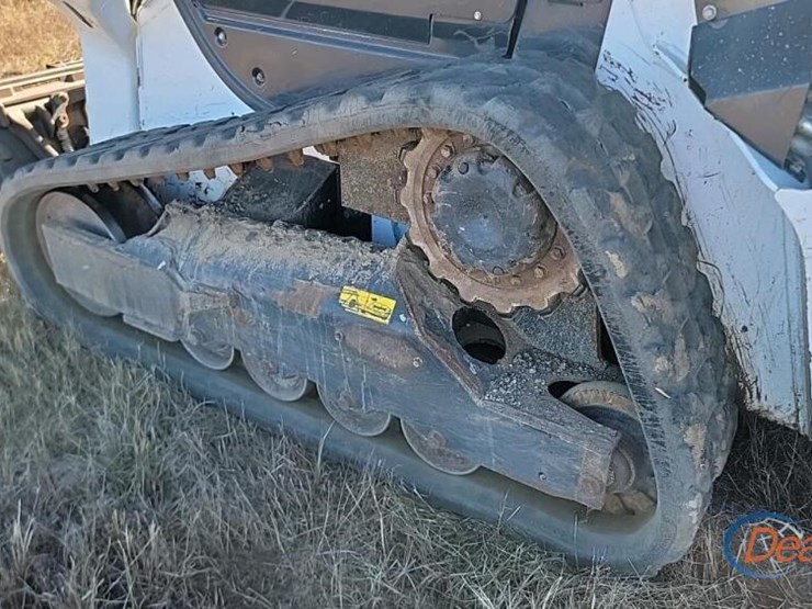 2022-bobcat-t62-image-13