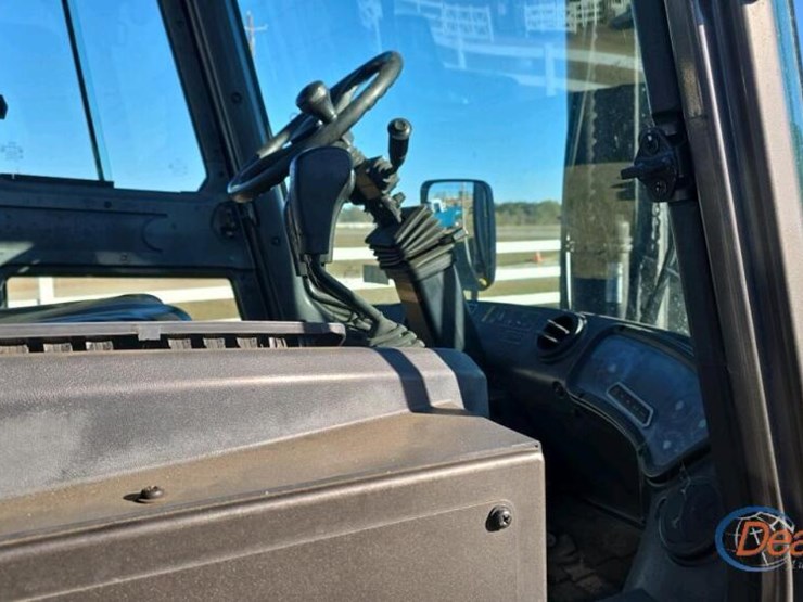 hyundai-70d-9-image-10