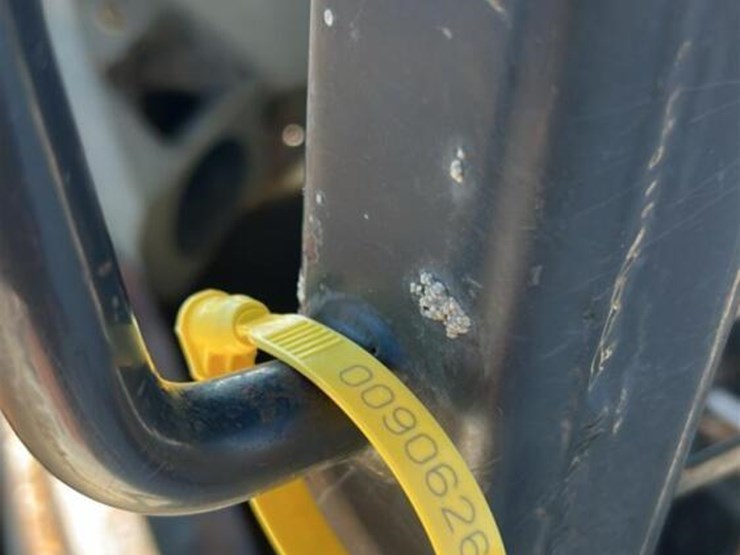 2014-bobcat-t590-image-12