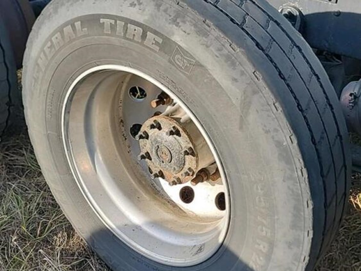 2016-international-prostar-image-7