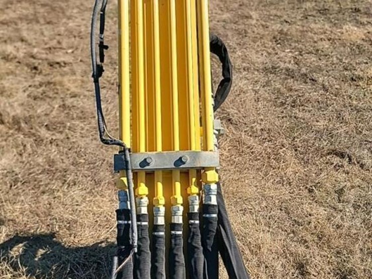 komatsu-pc27mr-3-image-26