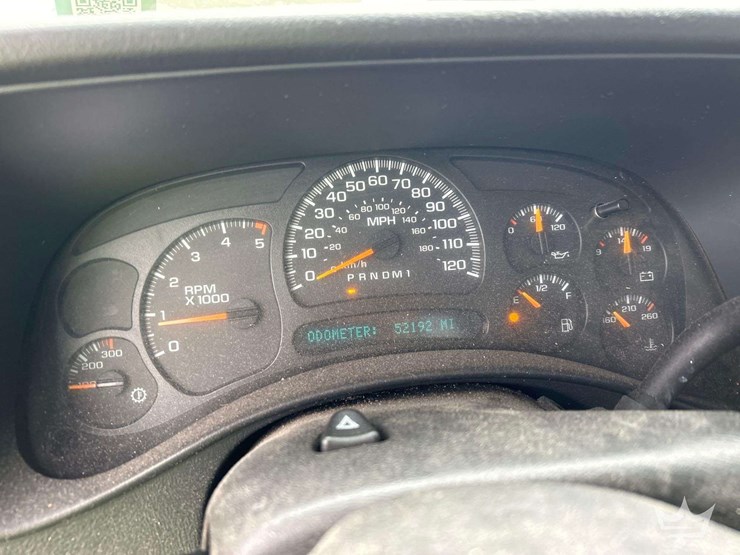 2006-chevrolet-silverado-2500-image-14