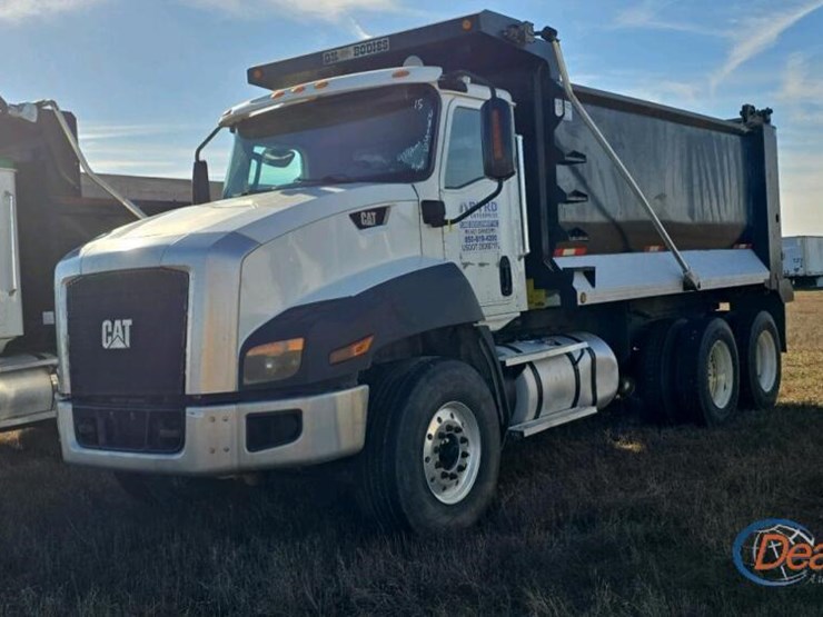 2016-caterpillar-ct660-image-45