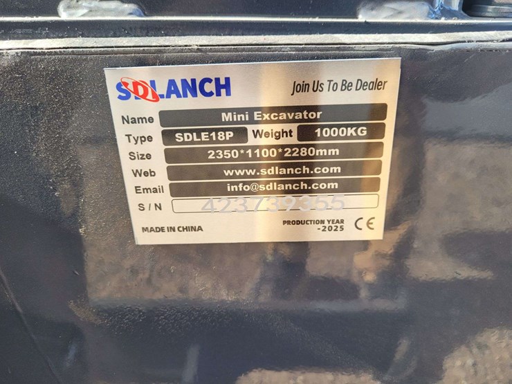 2025-sdlanch-sdle18p-mini-excavator-image-11