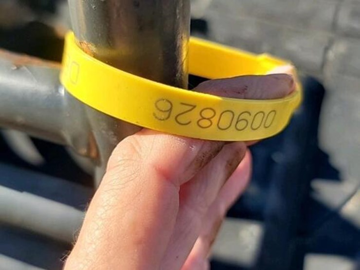 komatsu-pc27mr-3-image-29