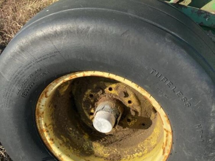 john-deere-530-image-3