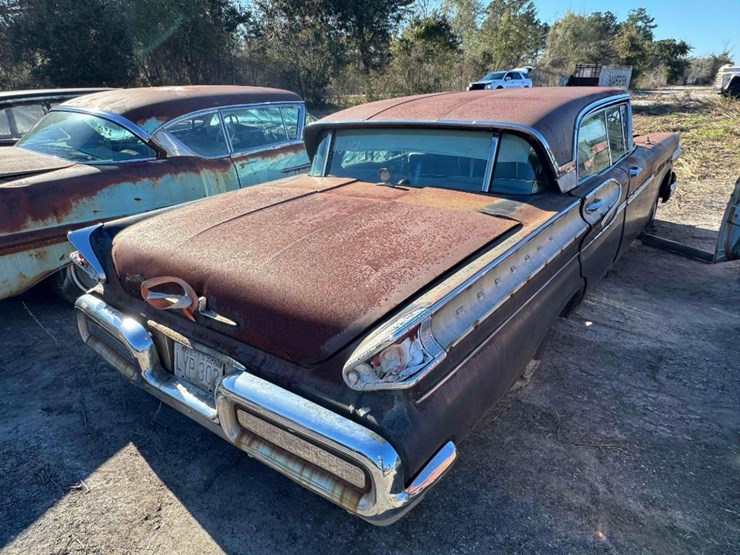 1959-mercury-turnpike-image-3