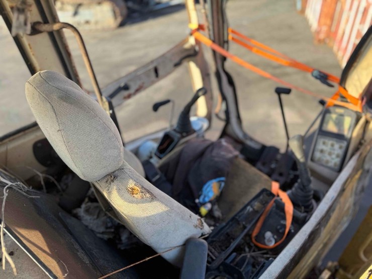 1995-caterpillar-311-image-6