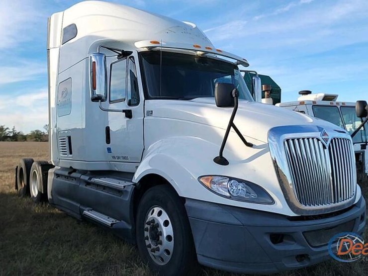 2016-international-prostar-image-1