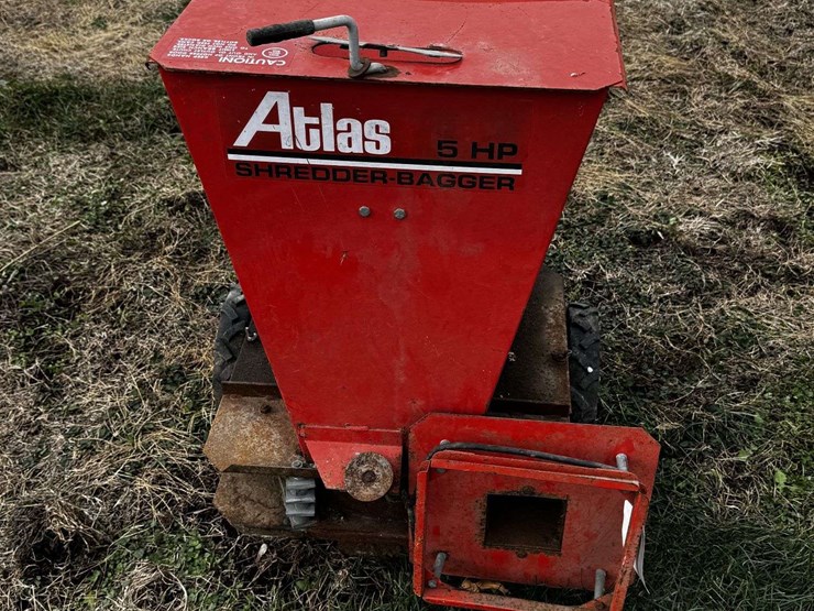 atlas-5hp-shredder-bagger-image-2