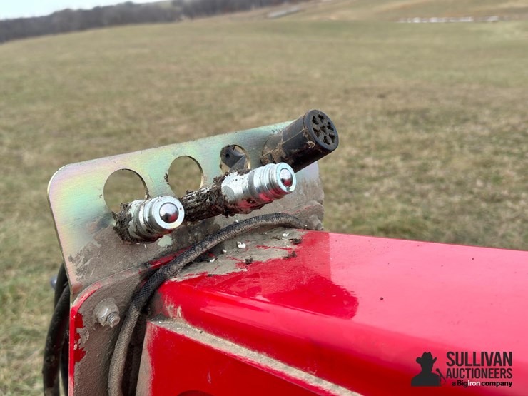 2023-massey-ferguson-hesston-mc1393-razoredge-mower-conditioner-image-15