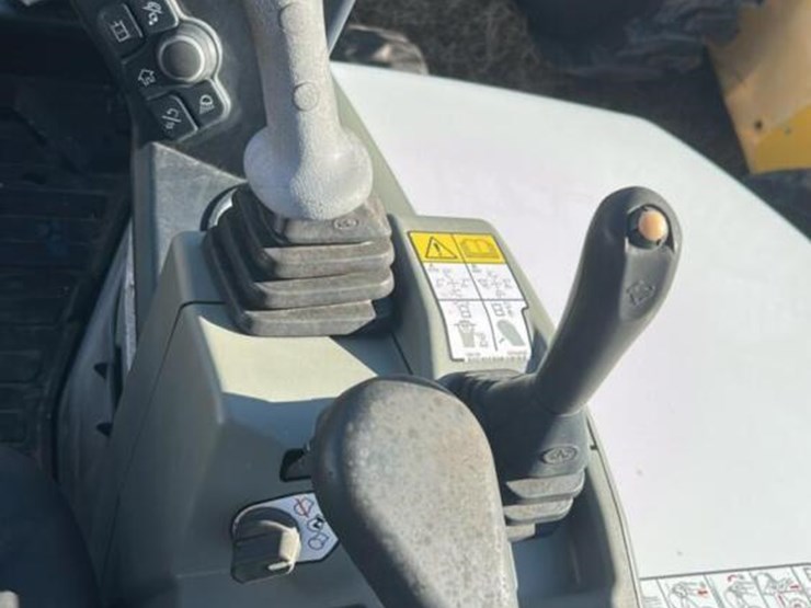 bobcat-e42r2-image-14