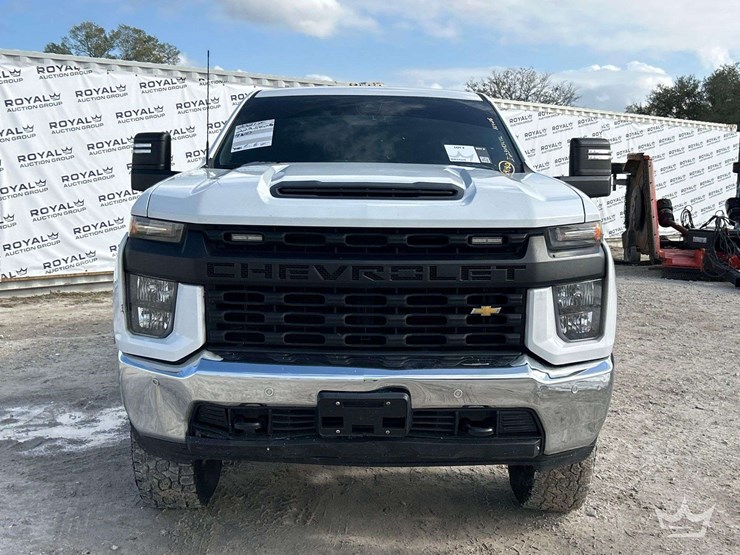 2021-chevrolet-silverado-2500-image-33