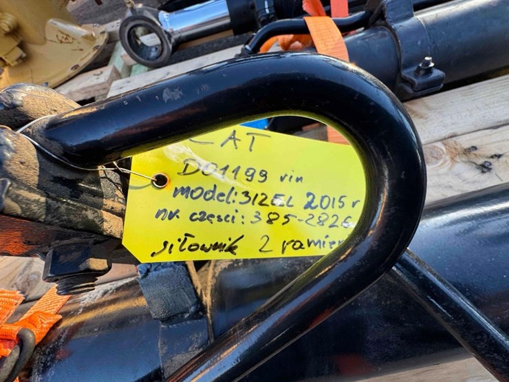 2015-caterpillar-312el-image-21