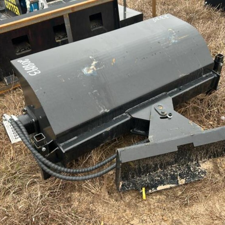 FUTURE QST HYDRAULIC MINI SWEEPER, S/N 510134