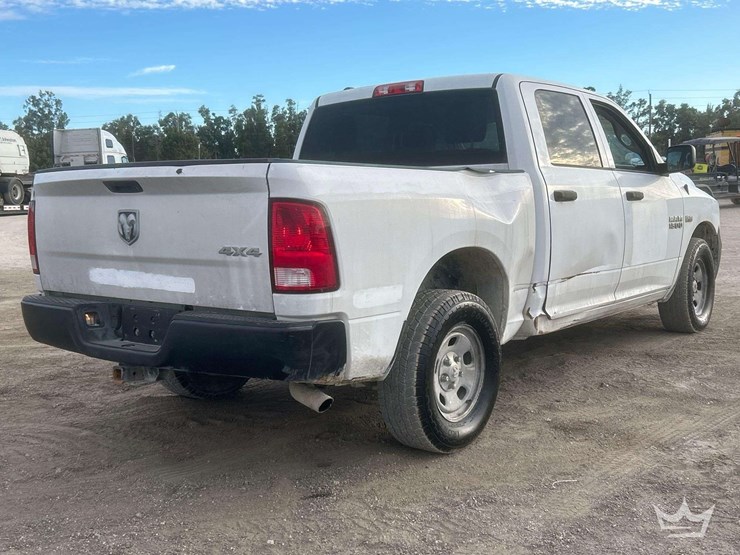 2018-dodge-1500-image-3